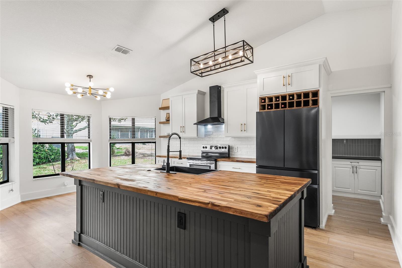 THE ESTATES - Residential