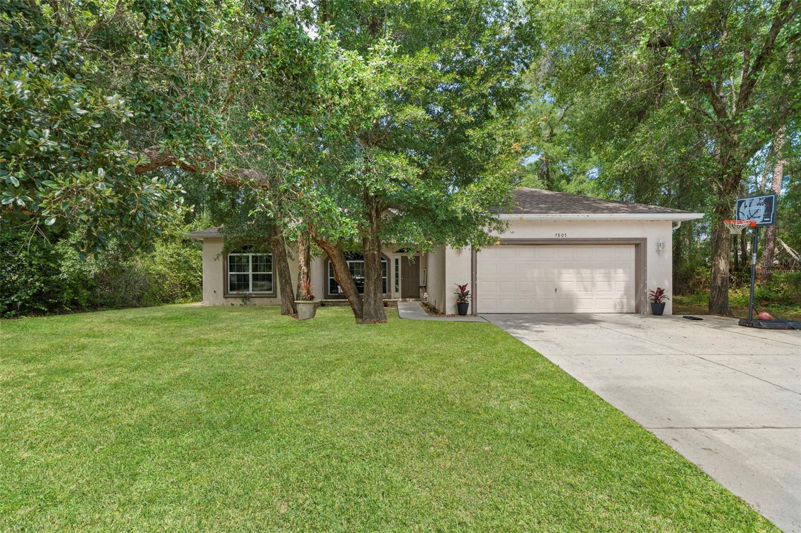 7805 N CREEK WAY
