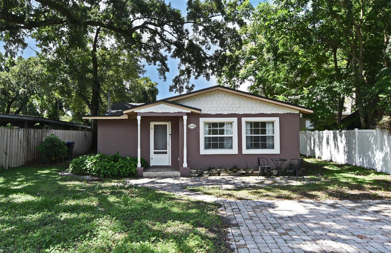 1606 TRIANGLE AVENUE