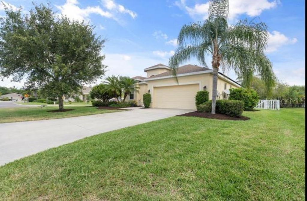 Photo of 2432 129th Avenue E, Parrish, FL 34219 (MLS # W7878673)