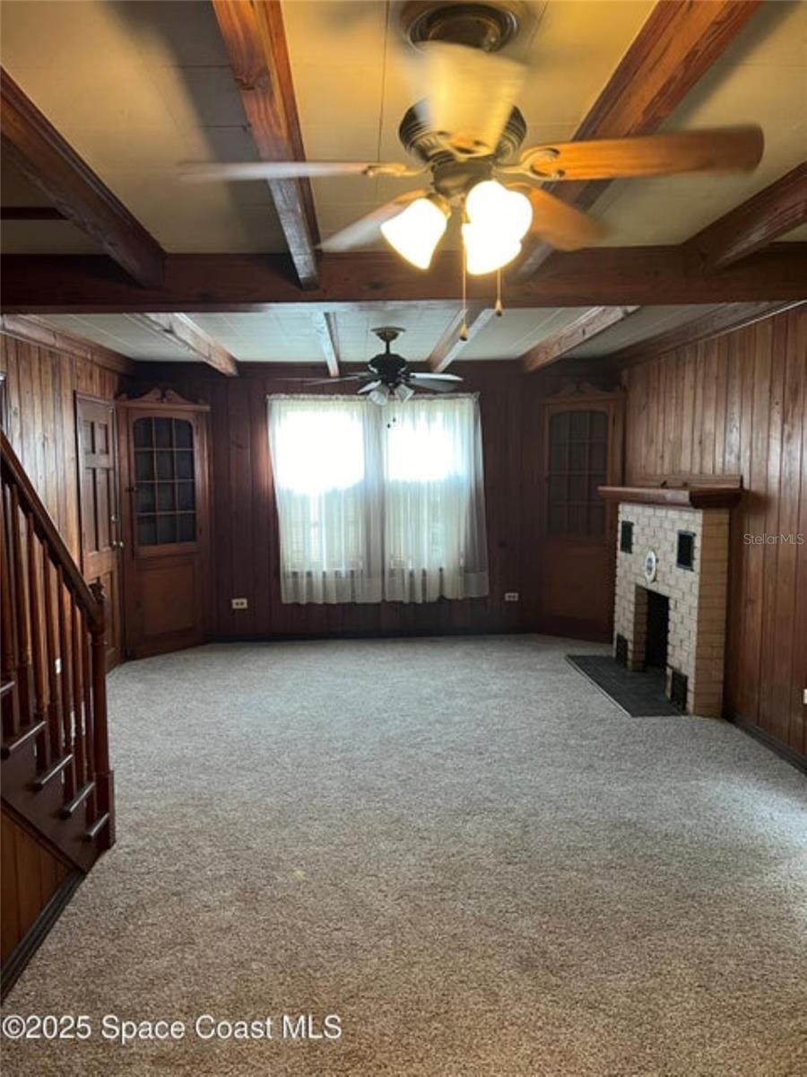 SUBD OF E 1/2 OF NE 1/4 - Residential