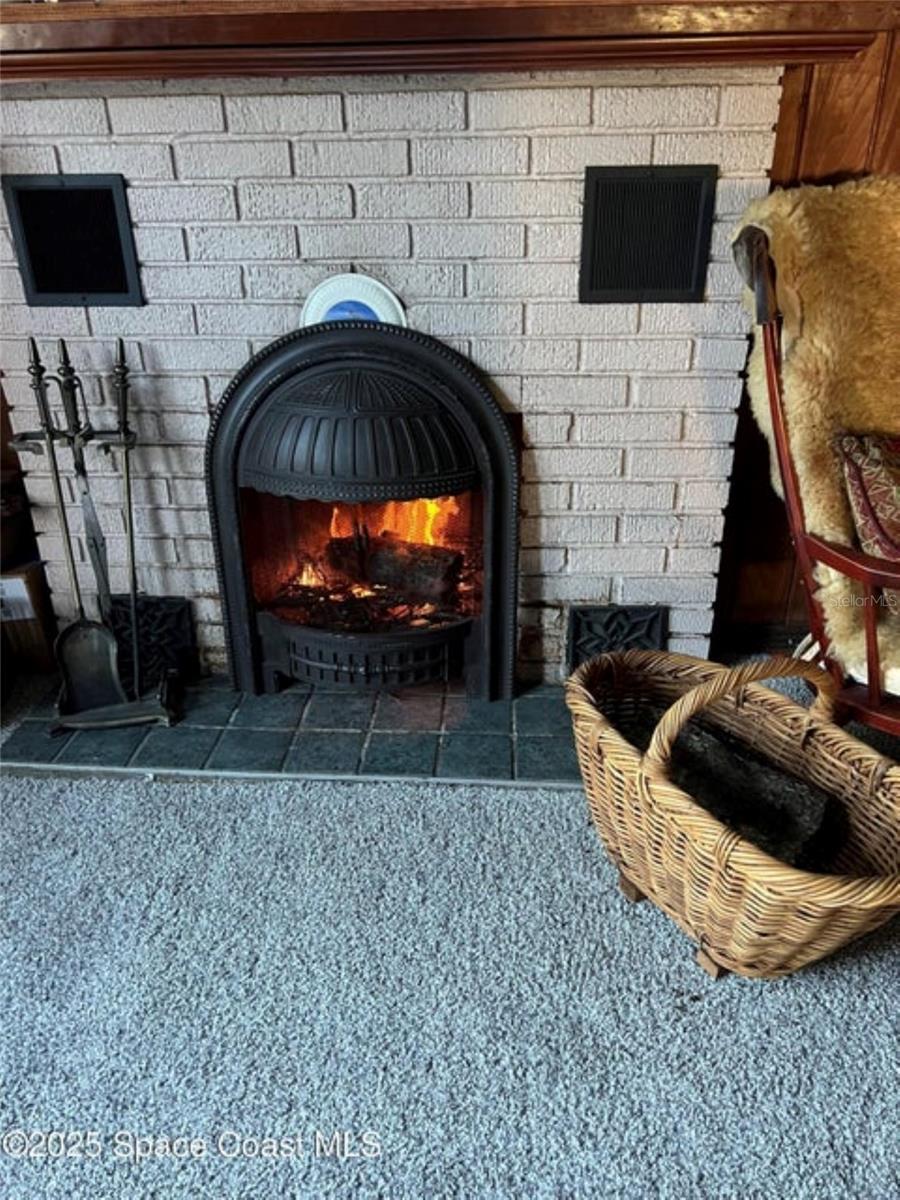 SUBD OF E 1/2 OF NE 1/4 - Residential