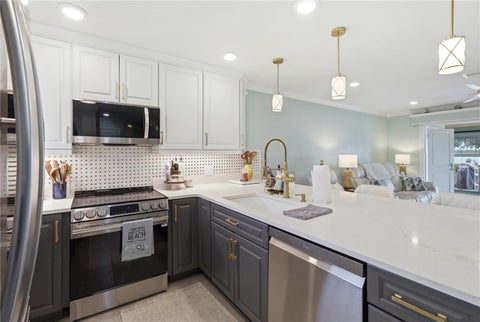 Tiny photo for 11628 W Bayshore Drive #8, Crystal River, FL 34429 (MLS # G5114289)