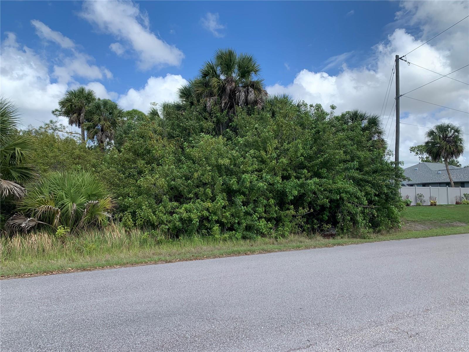 PORT CHARLOTTE SEC 048 - Land