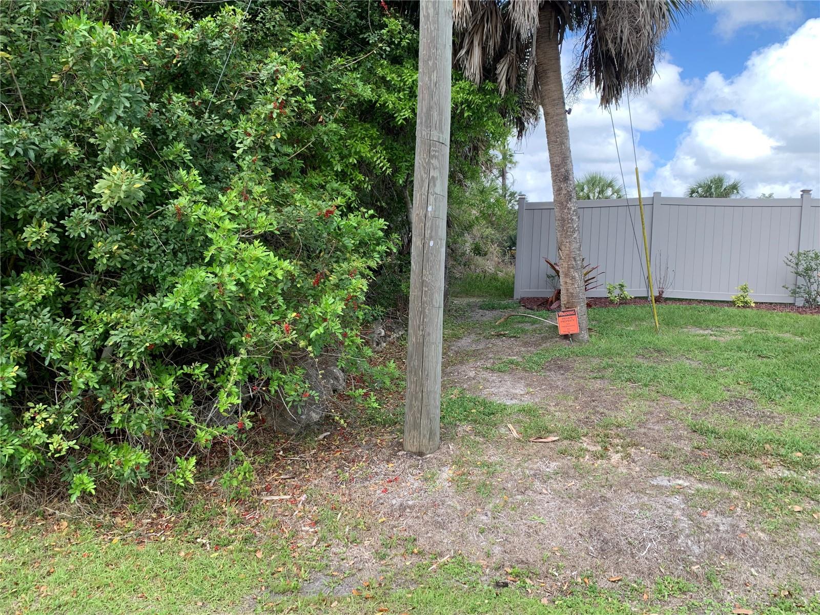 PORT CHARLOTTE SEC 048 - Land