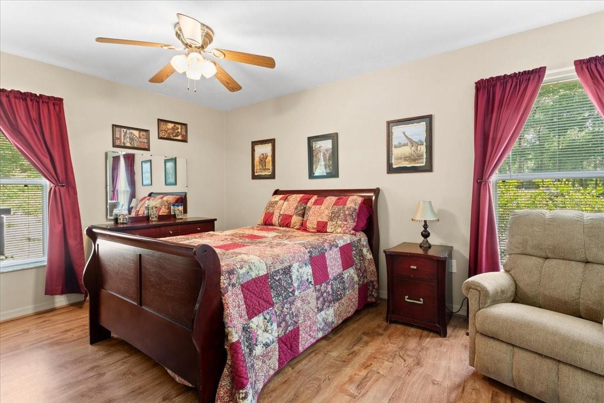 OAKS SUB - Residential