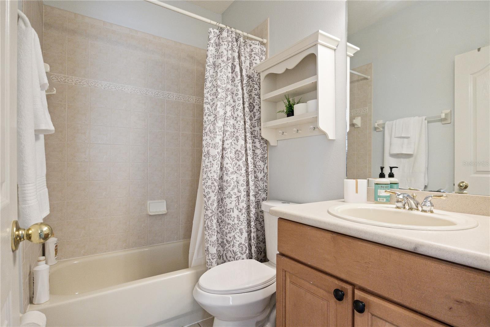 BAYSHORE POINTE TWNHMS PHAS - Residential