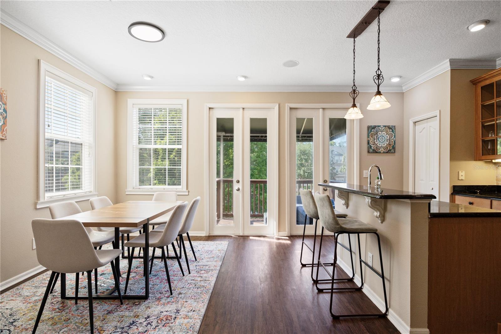 BAYSHORE POINTE TWNHMS PHAS - Residential