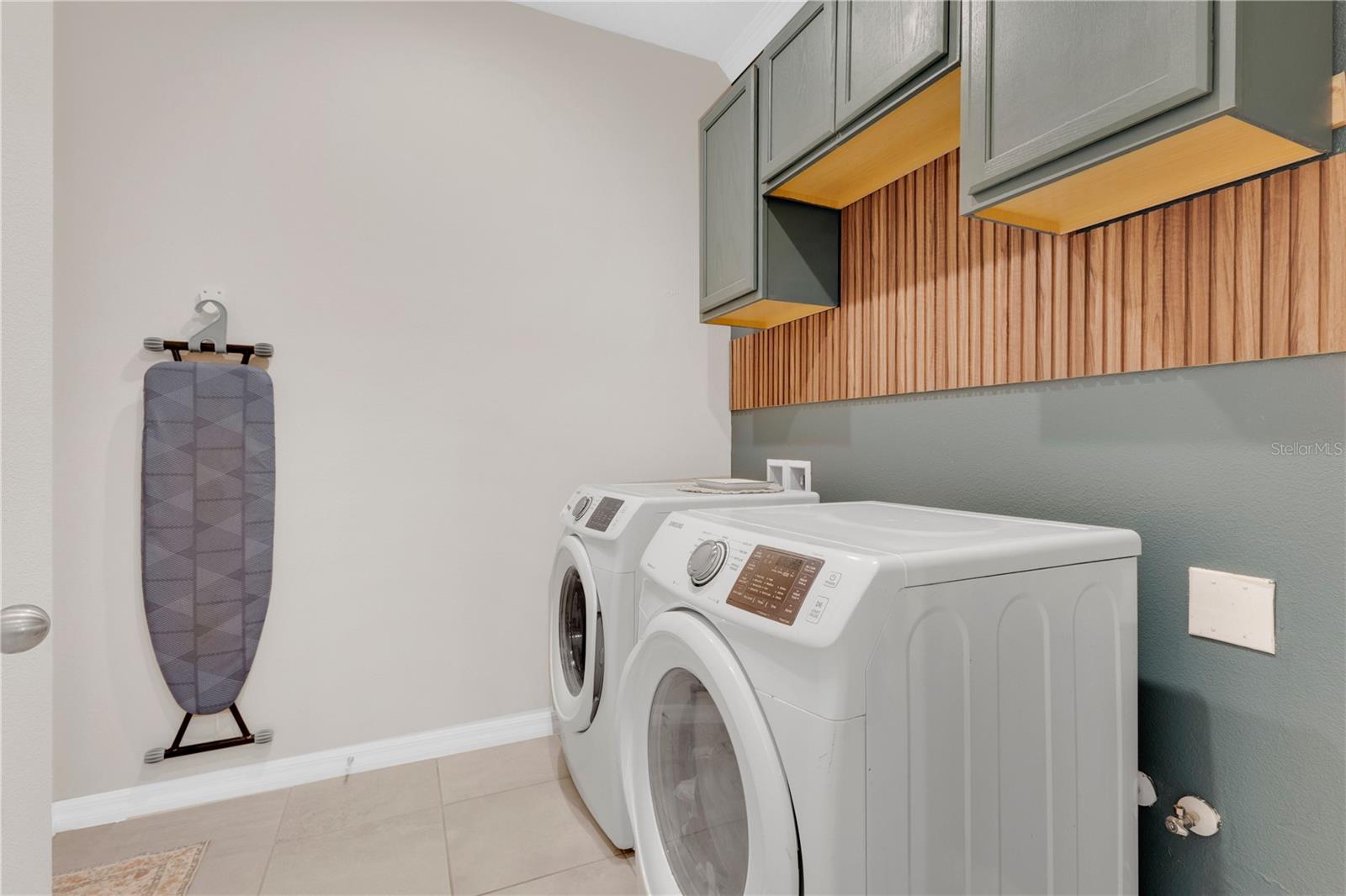 TAPESTRY PH 5 - Residential