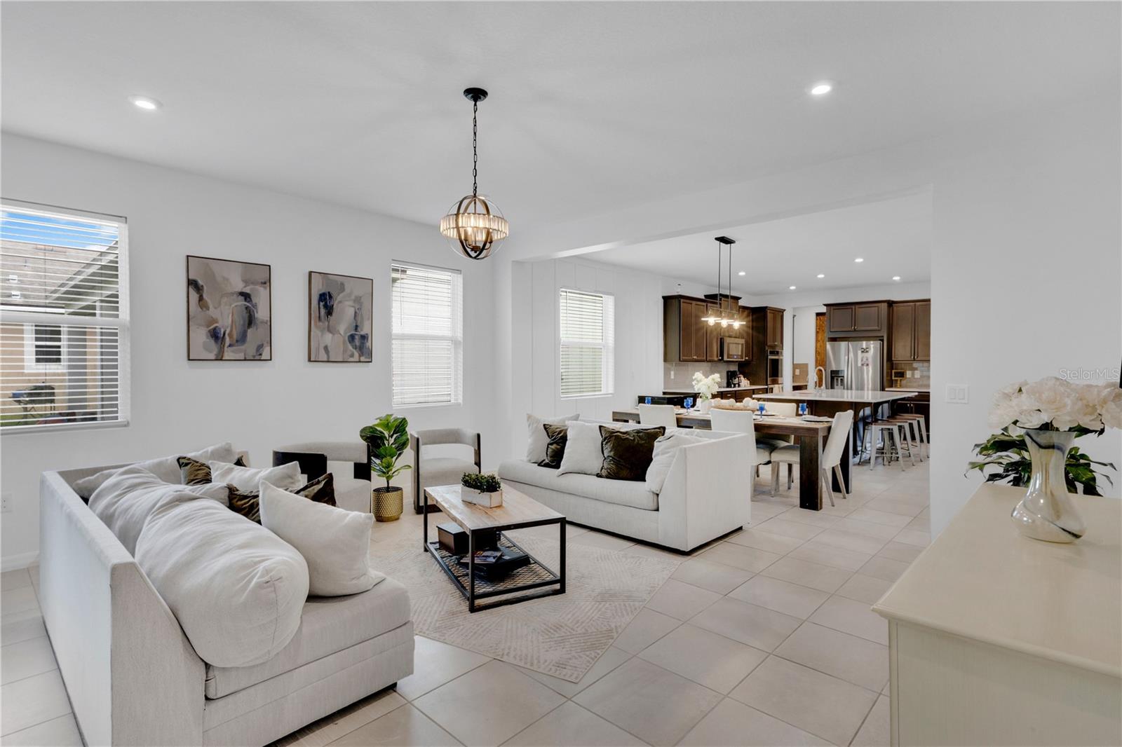 TAPESTRY PH 5 - Residential