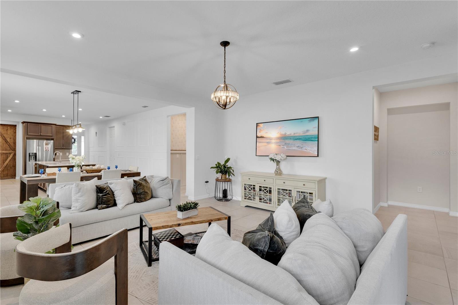 TAPESTRY PH 5 - Residential