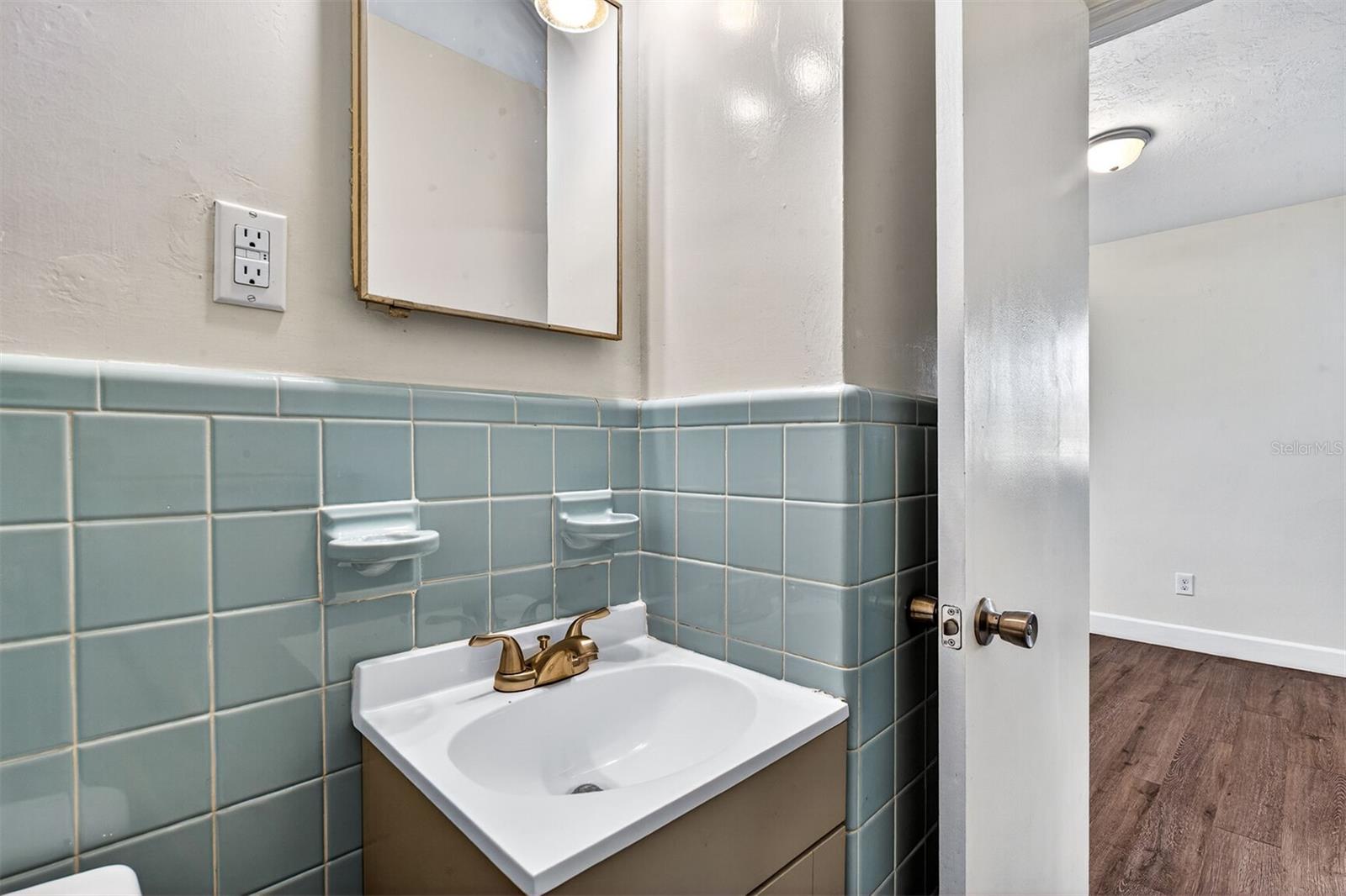 CAROL ESTATES EAST - Residential