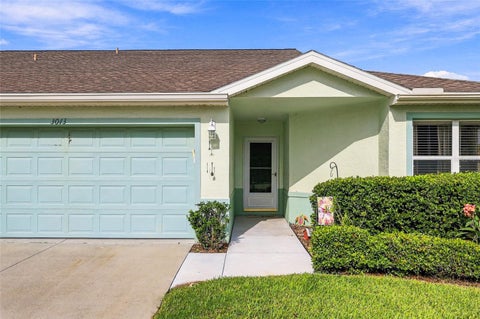Photo of 3013 Live Oak Lane #31, Palmetto, FL 34221 (MLS # A4705481)