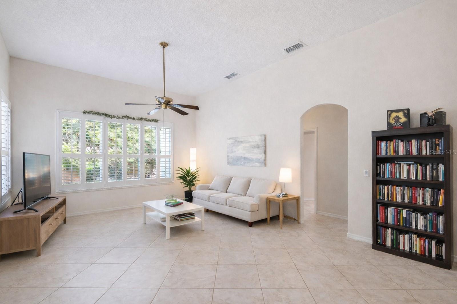 MT DORA COUNTRY CLUB MT DORA PH 03-3 PCLS A B - Residential