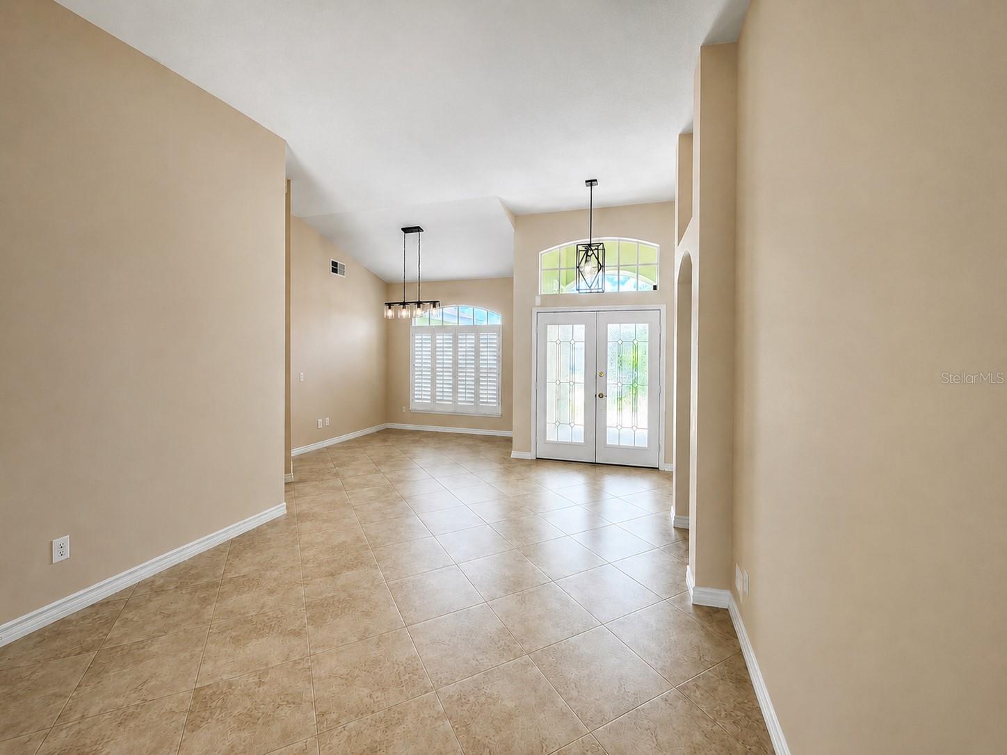 8032 PINE HOLLOW DRIVE