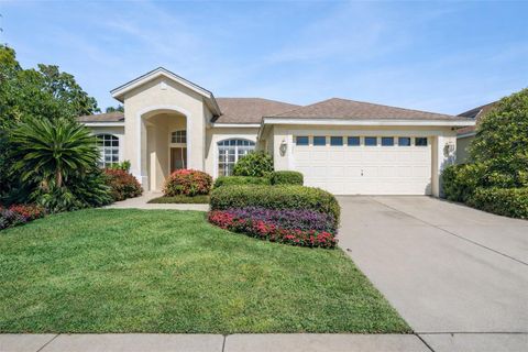 Photo of 8032 Pine Hollow Drive, Mount Dora, FL 32757 (MLS # G5107406)