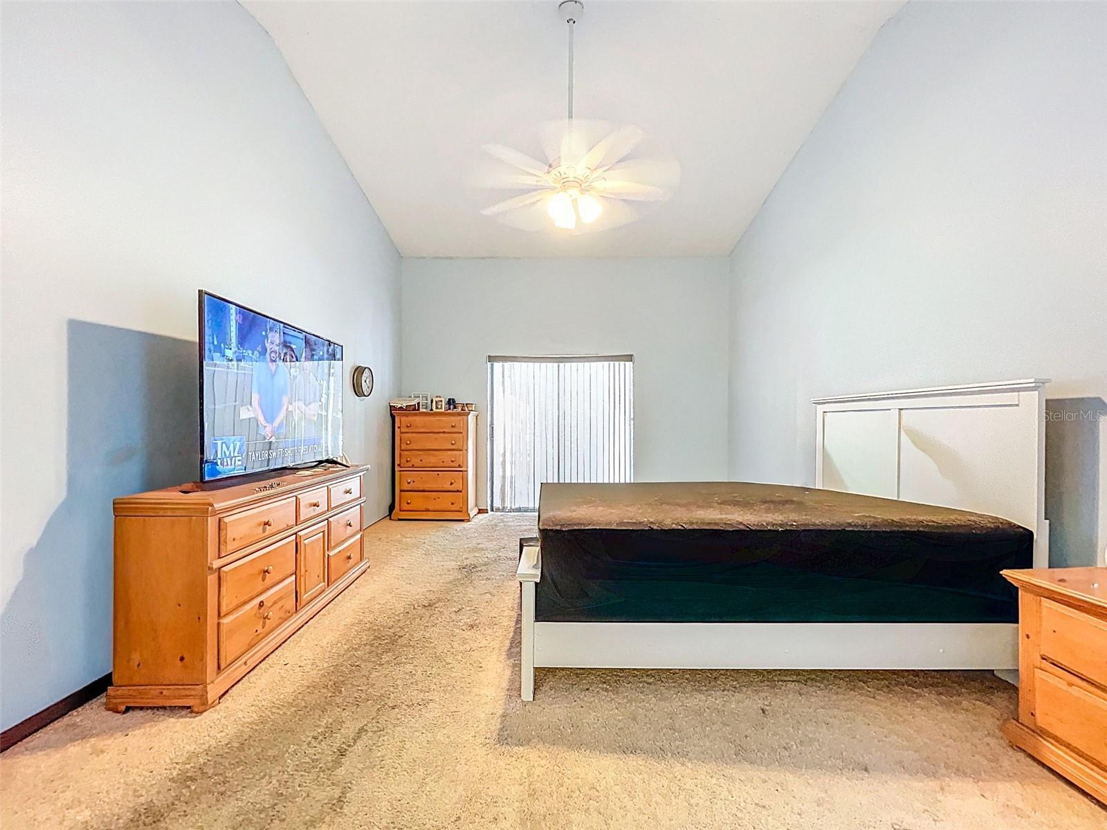 OAKS WEST - Residential