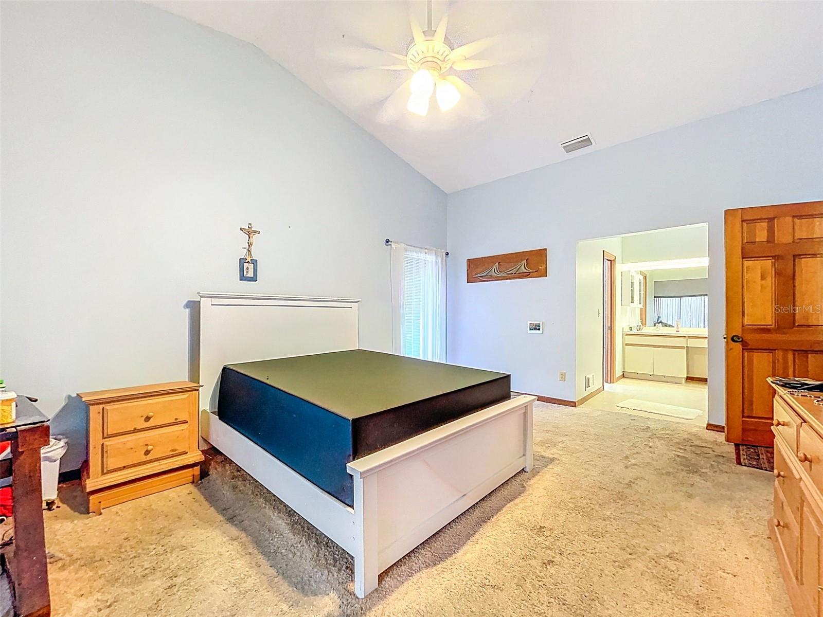OAKS WEST - Residential
