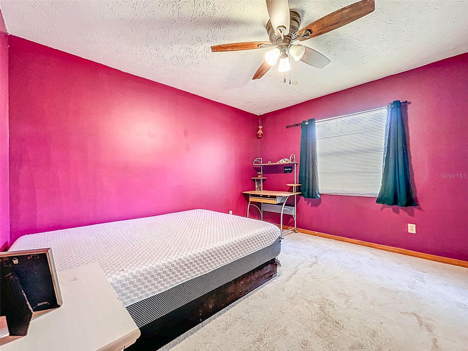 OAKS WEST - Residential