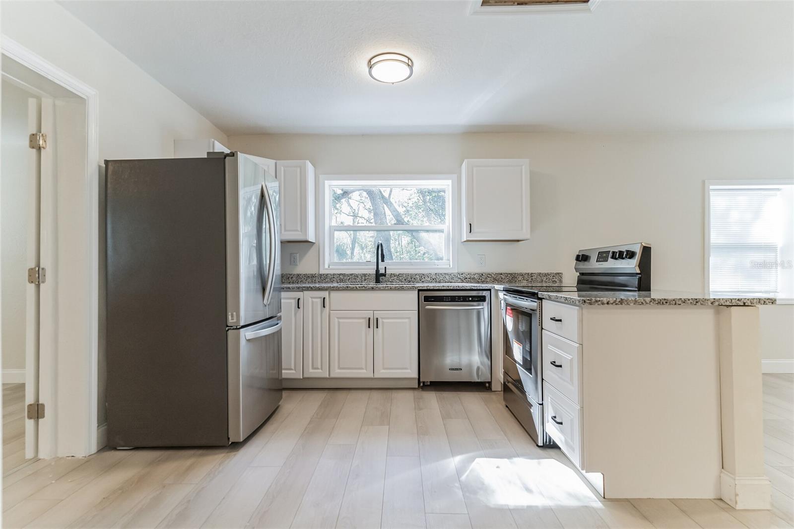 BELLE SHORE ISLES - Residential Lease