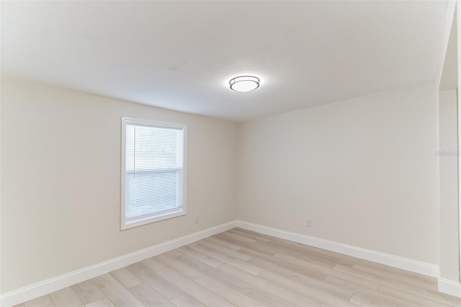 BELLE SHORE ISLES - Residential Lease