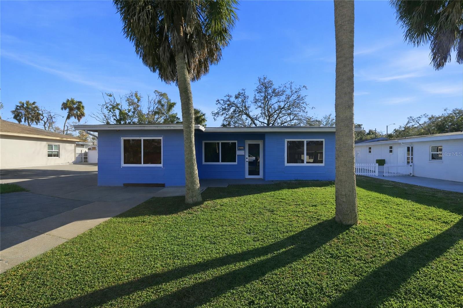 MANATEE GARDENS SECOND SEC - Residential