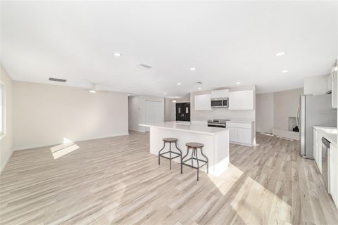 Tiny photo for 1112 SE 44th Avenue, Ocala, FL 34471 (MLS # TB8449183)