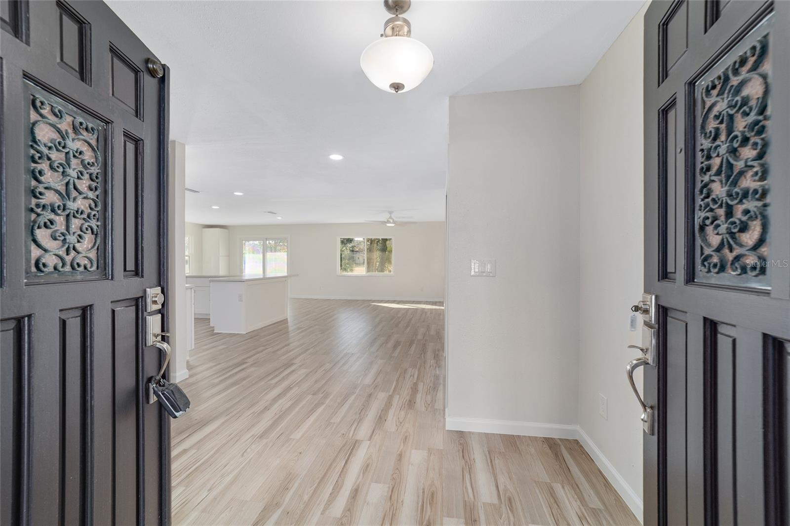 COUNTRY ESTATE - Residential