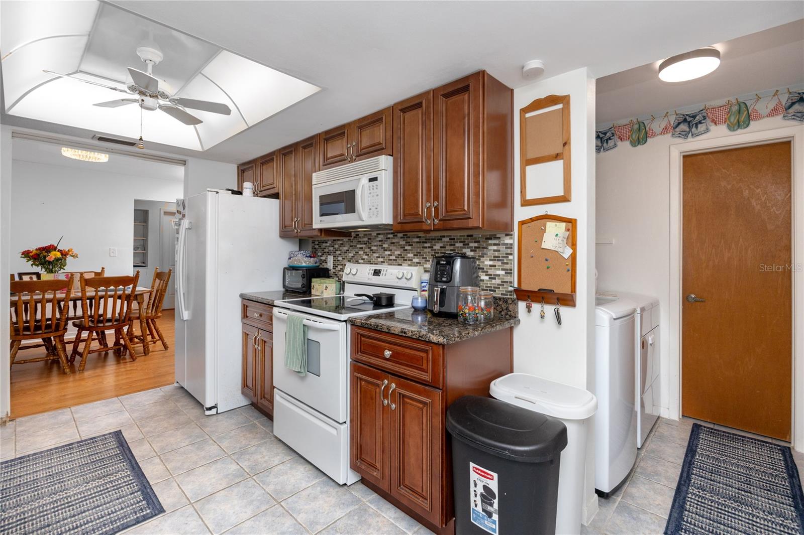 WILLIAMSDALE SQUARE 4TH ADD - Residential