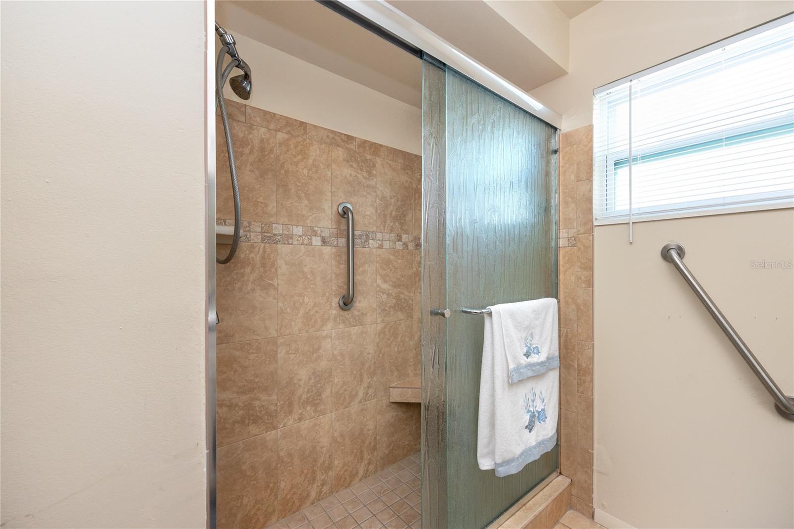 WILLIAMSDALE SQUARE 4TH ADD - Residential