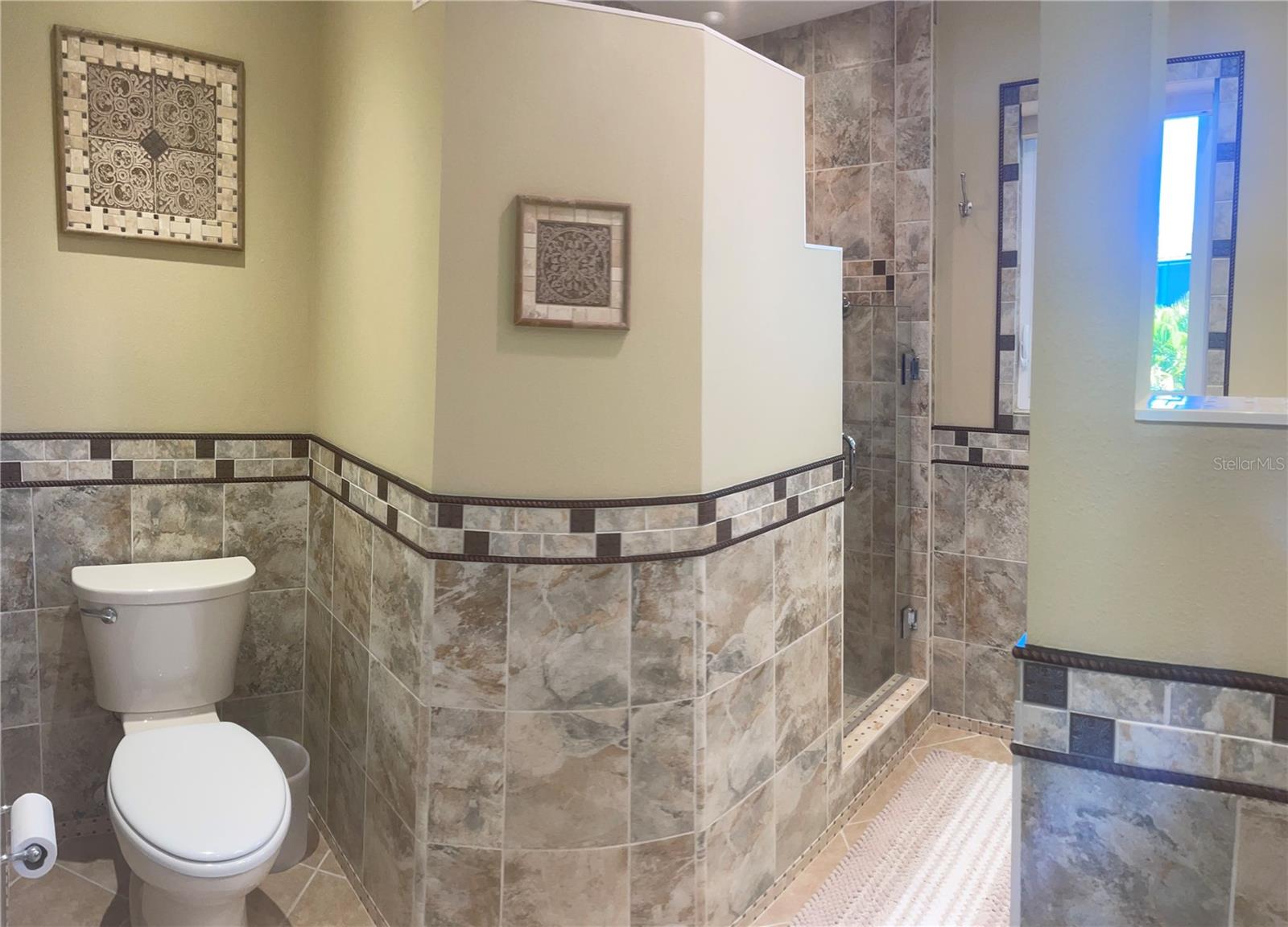 BAY ISLES - Residential Lease