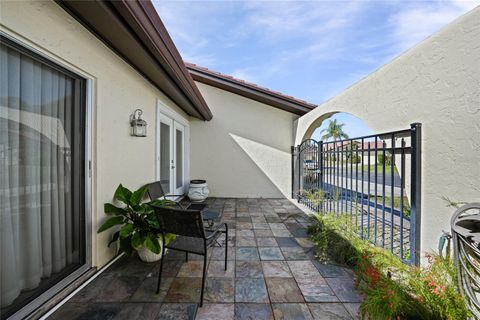 Photo of 3861 El Poinier Court #8723, Sarasota, FL 34232 (MLS # C7517215)