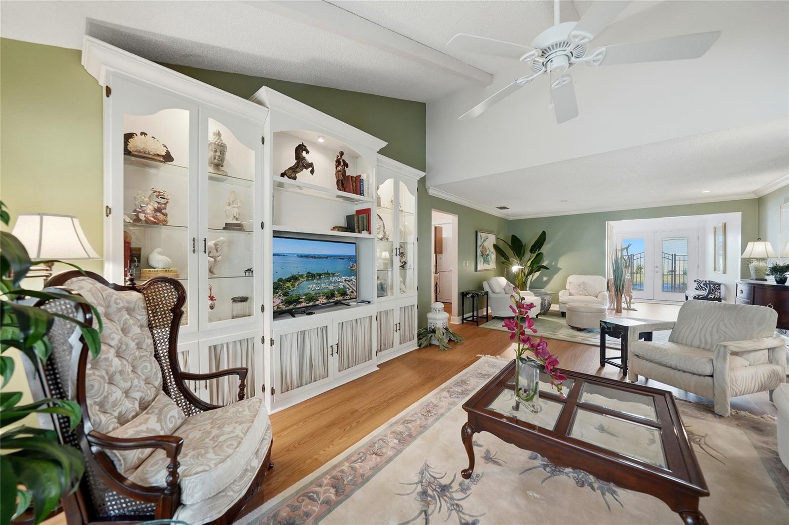 VILLAGE PLAZA SEC 7 - Residential