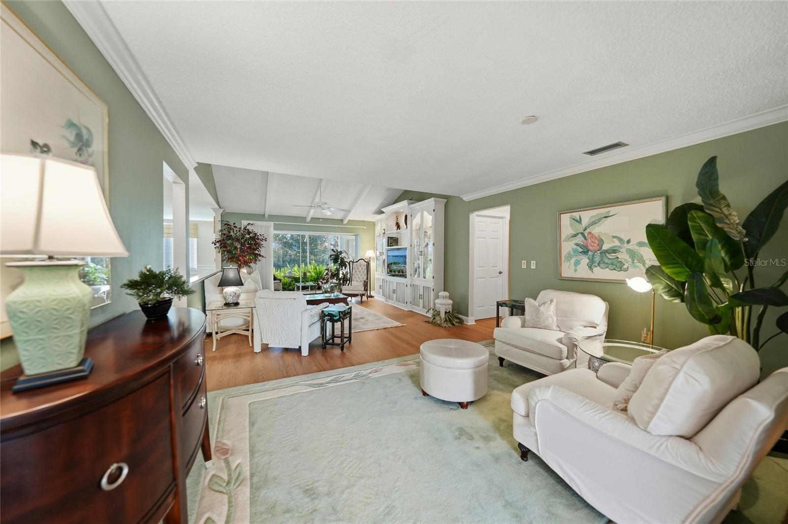 VILLAGE PLAZA SEC 7 - Residential