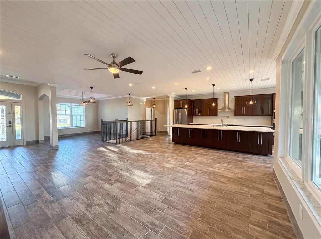 Photo of 2705 Shearwater Street, Clermont, FL 34711 (MLS # O6393422)