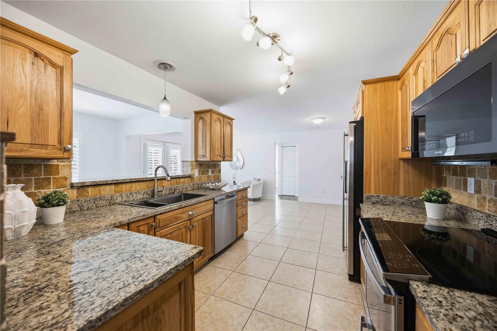 NORTH PORT CHARLOTTE CNTRY CLU - Residential