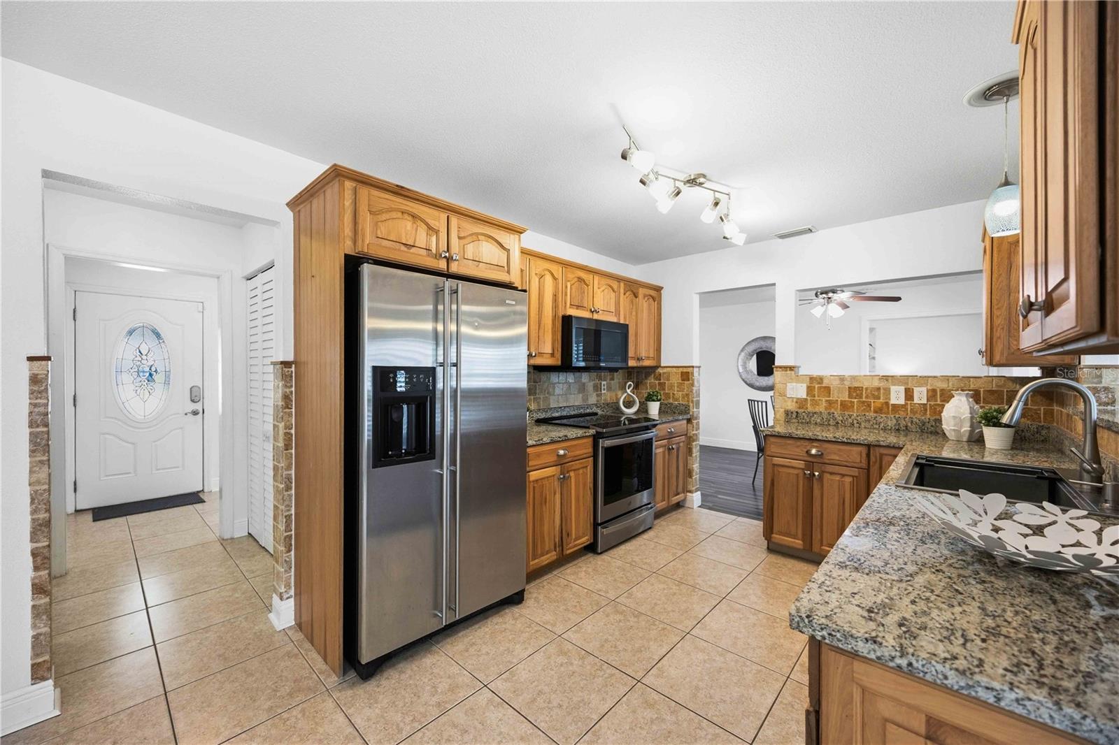 NORTH PORT CHARLOTTE CNTRY CLU - Residential