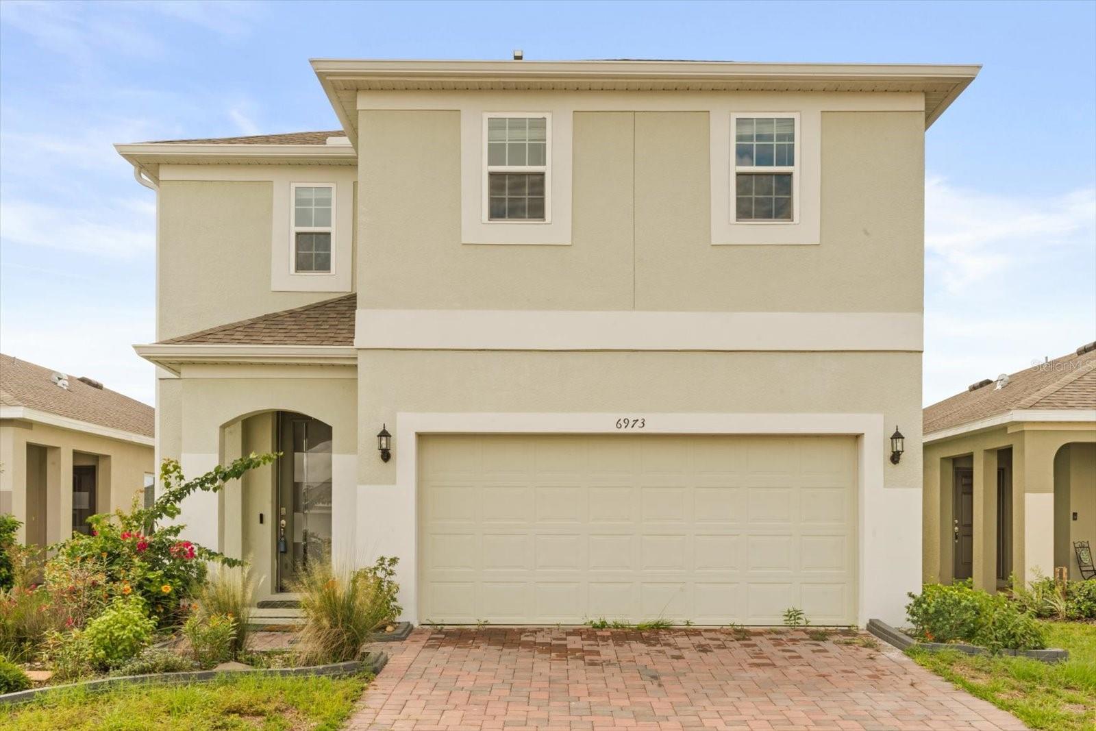 Short Sale. PRICED TO SELL - NEW COMMUNITY WITH RESORT-STYLE AMENITIES - CUSTOM HARDSCAPE - PAVER DRIVEWAY - QUARTZ COUNTERTOPS - FARMHOUSE APRON SINK - 42-INCH CABINETS WITH CROWN MOLDING - DOWNSTAIRS PRIMARY SUITE - RAINFALL SHOWER - LOFT WITH MEDIA CLOSET - EXTENDED BACK PATIO - OVERSIZED GARAGE - CLUBHOUSE - FITNESS CENTER - LARGE POOL - 2 PLAYGROUNDS -
Welcome to this beautifully upgraded home in a NEW COMMUNITY WITH RESORT-STYLE AMENITIES. The exterior features CUSTOM HARDSCAPE, a PAVER DRIVEWAY, and an 8-foot entry door with decorative glass insert. Inside, the open layout is filled with natural light and offers updated carpet with premium padding, custom lighting and fans, and a front entry drop zone.
The chef’s kitchen boasts QUARTZ COUNTERTOPS, FARMHOUSE APRON SINK, stainless steel appliances, vented microwave hood, walk-in pantry, and 42-INCH CABINETS WITH CROWN MOLDING. The DOWNSTAIRS PRIMARY SUITE includes dual sinks, a large RAIN FALL SHOWER, and walk-in closet, while upstairs you’ll find a LOFT WITH MEDIA CLOSET, guest bedrooms, dual-vanity bath with separate shower/water closet, and laundry room.
Enjoy outdoor living on the EXTENDED BACK PATIO, plus an OVERSIZED GARAGE with room for a toolbox and workbench.
Community amenities include a CLUBHOUSE, FITNESS CENTER, LARGE POOL with lap lanes, splash area with dual water slides, covered cabanas, two playgrounds, and a second pool coming soon.
Don’t miss this opportunity to enjoy the perfect blend of modern upgrades, thoughtful design, and world-class community amenities.