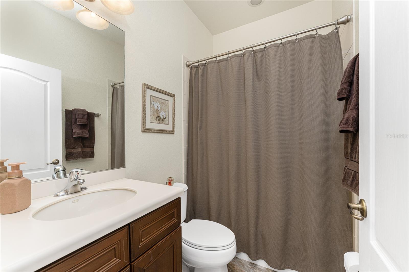 ROTONDA LAKES - Residential