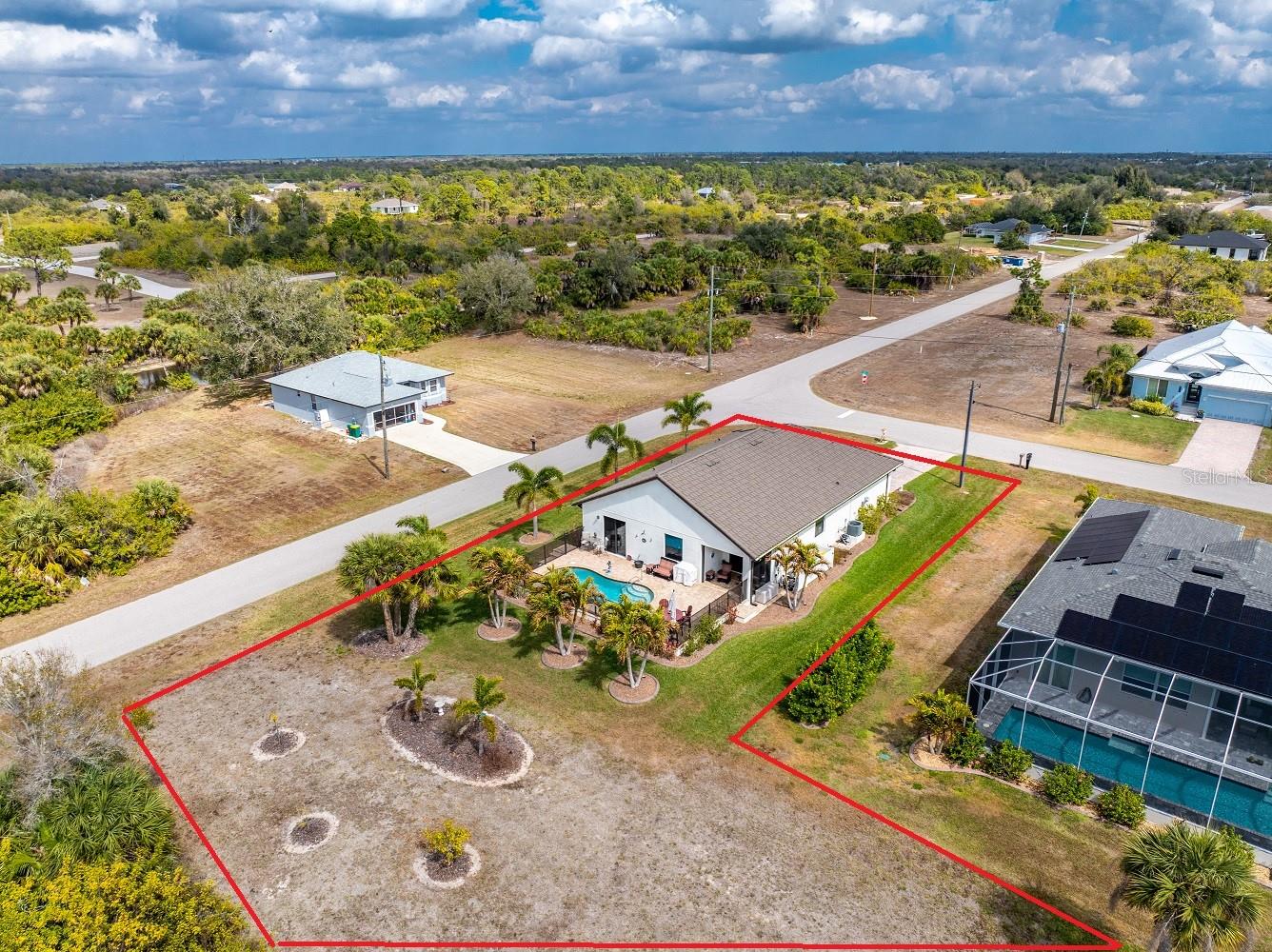 ROTONDA LAKES - Residential