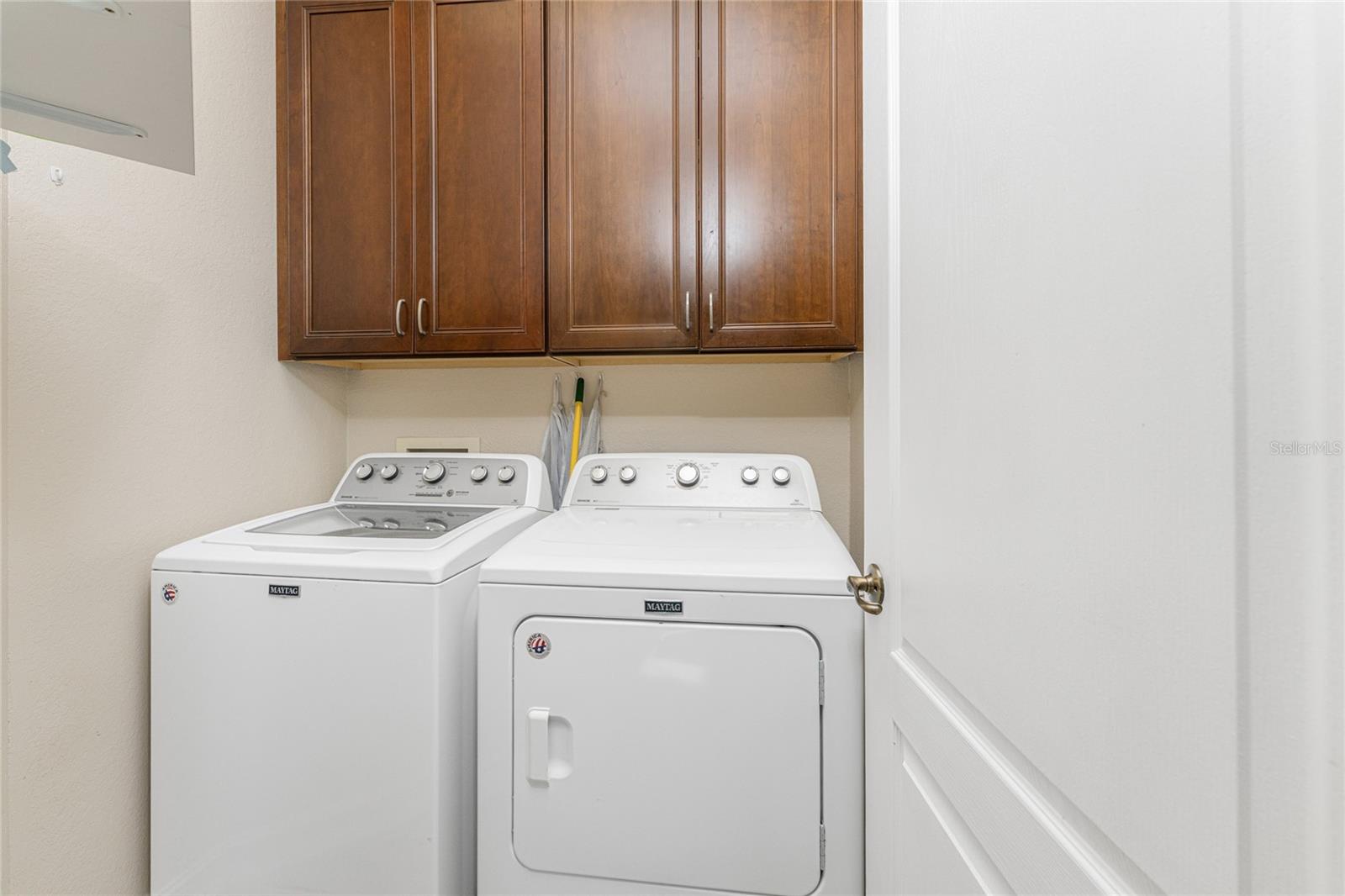 ROTONDA LAKES - Residential