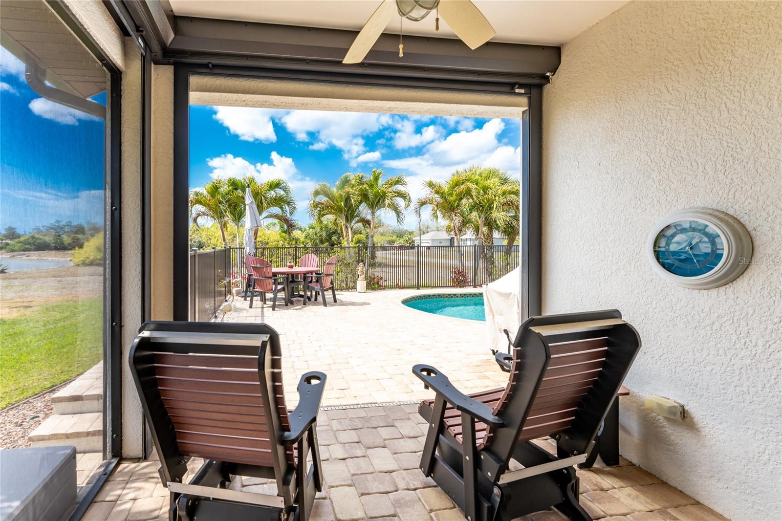 ROTONDA LAKES - Residential