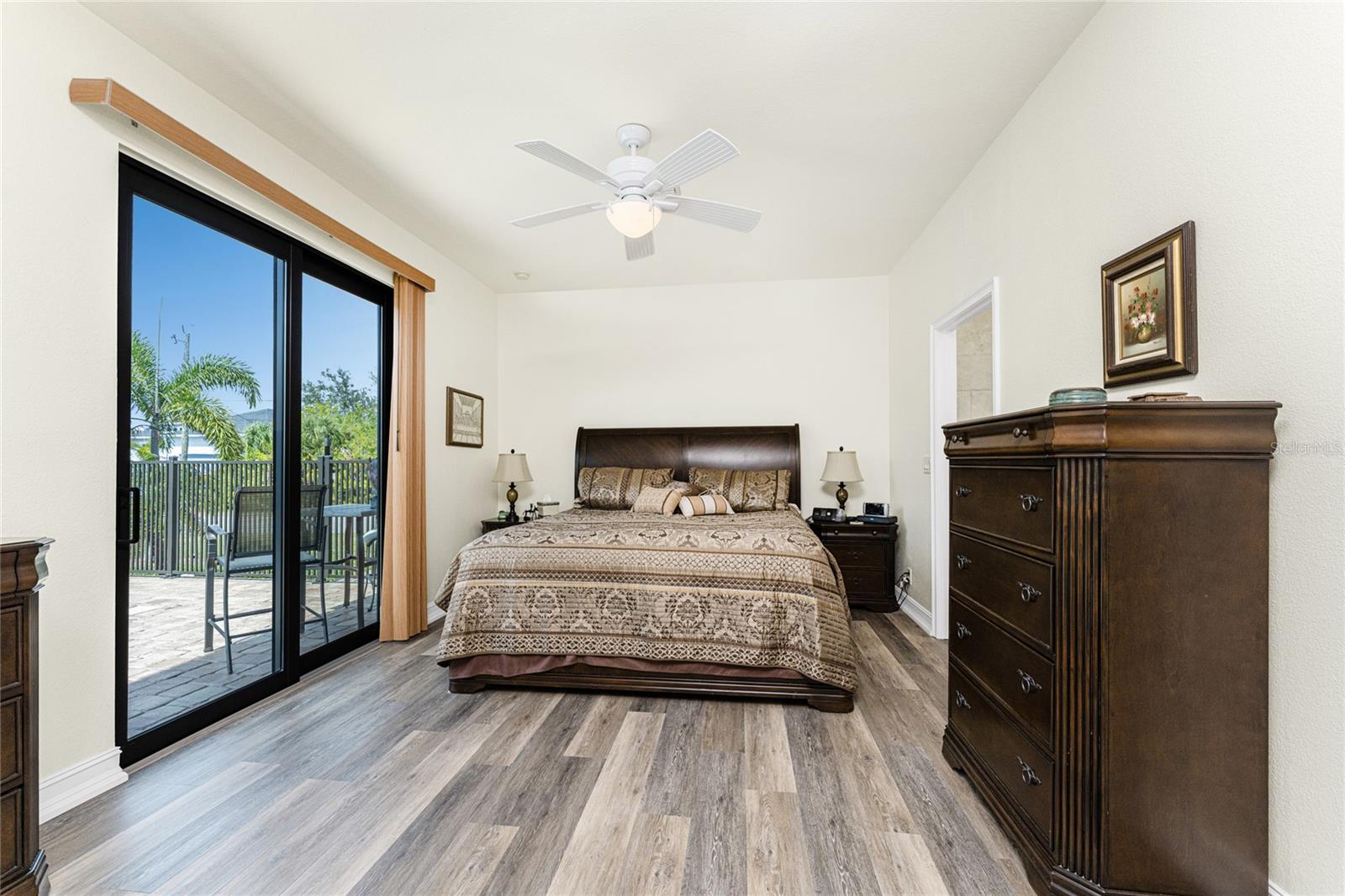 ROTONDA LAKES - Residential