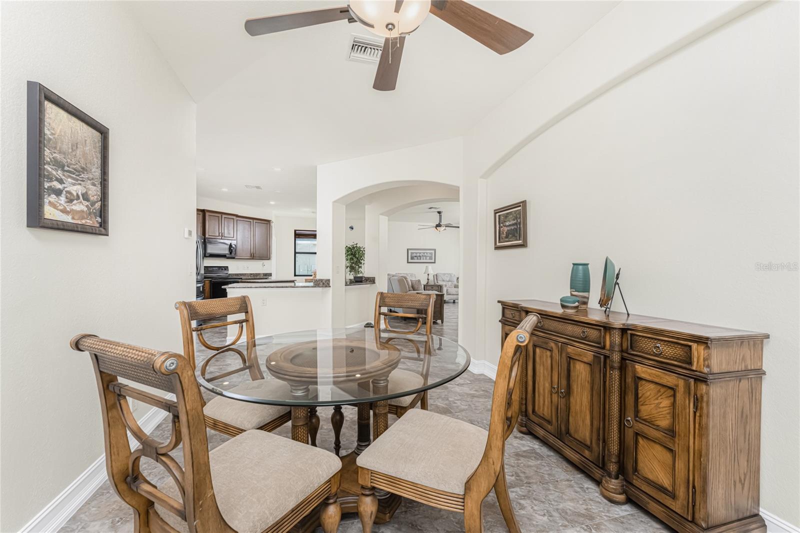 ROTONDA LAKES - Residential