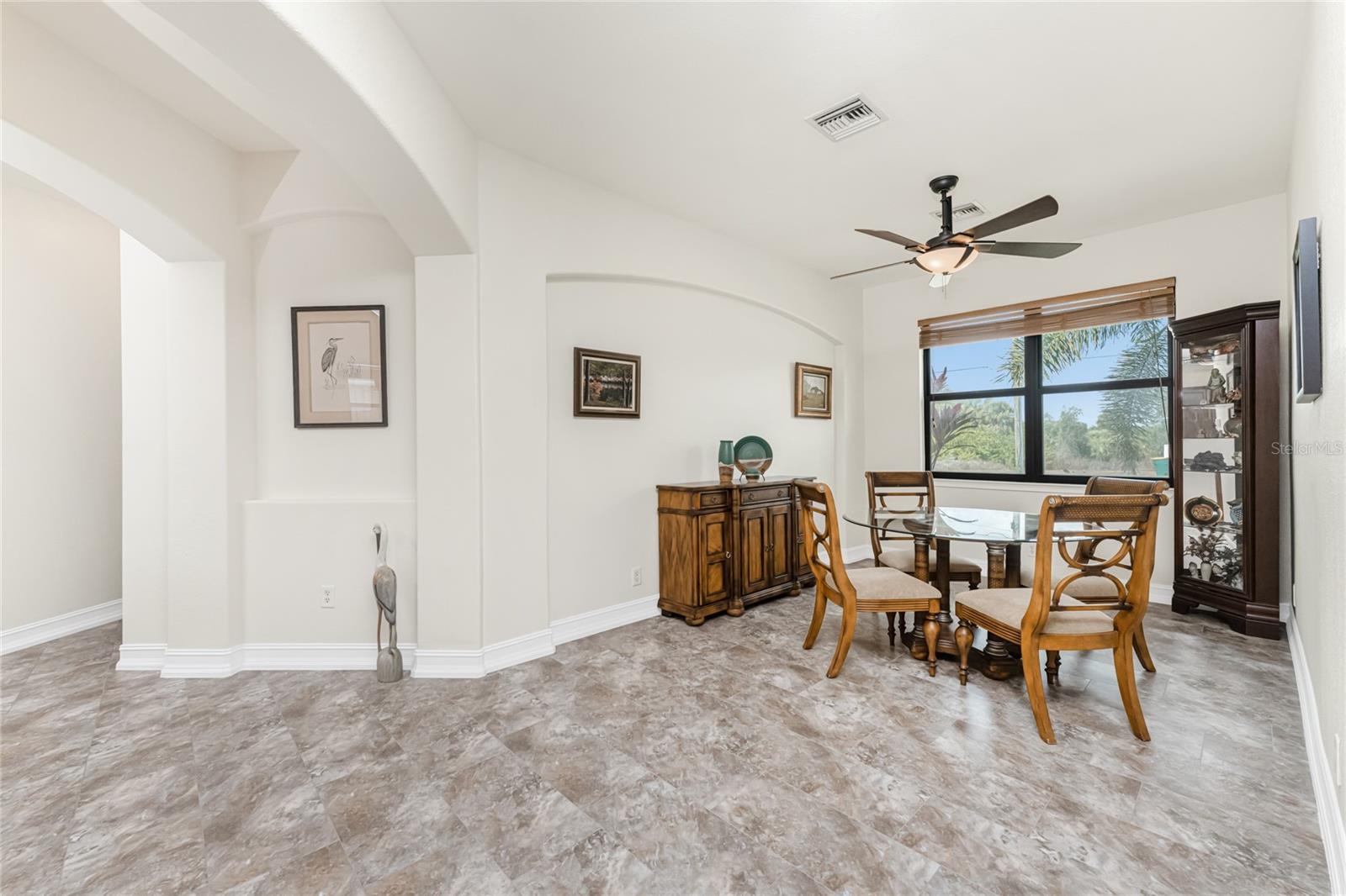 ROTONDA LAKES - Residential