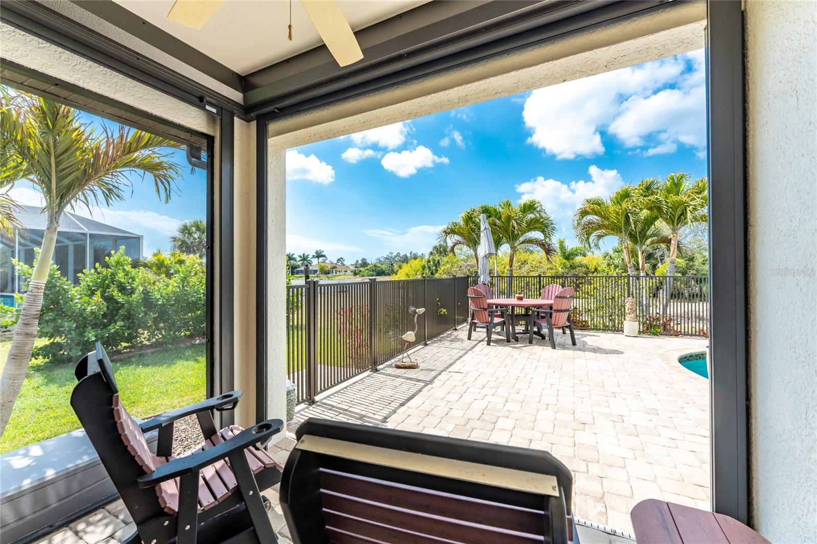 ROTONDA LAKES - Residential