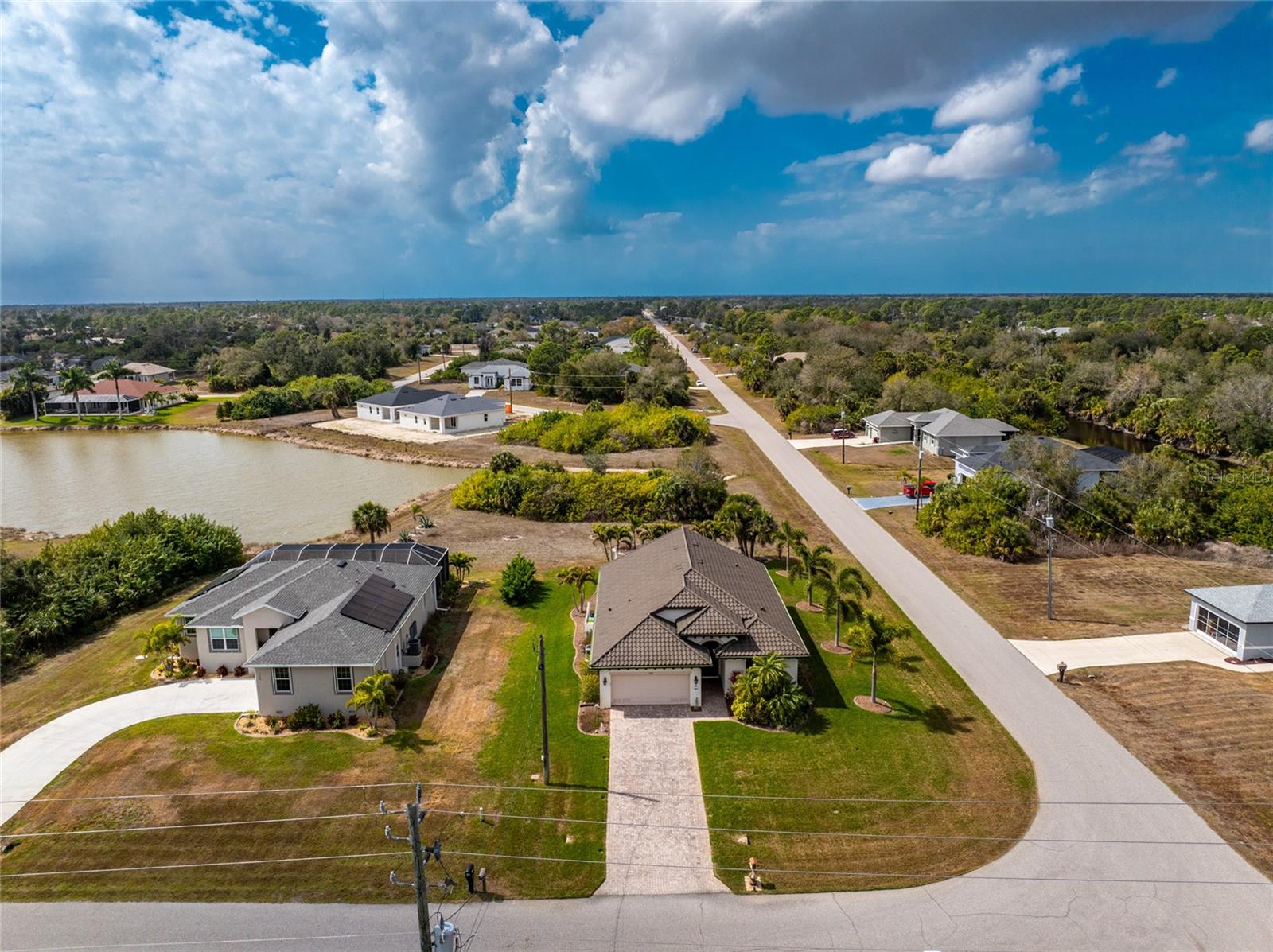 ROTONDA LAKES - Residential