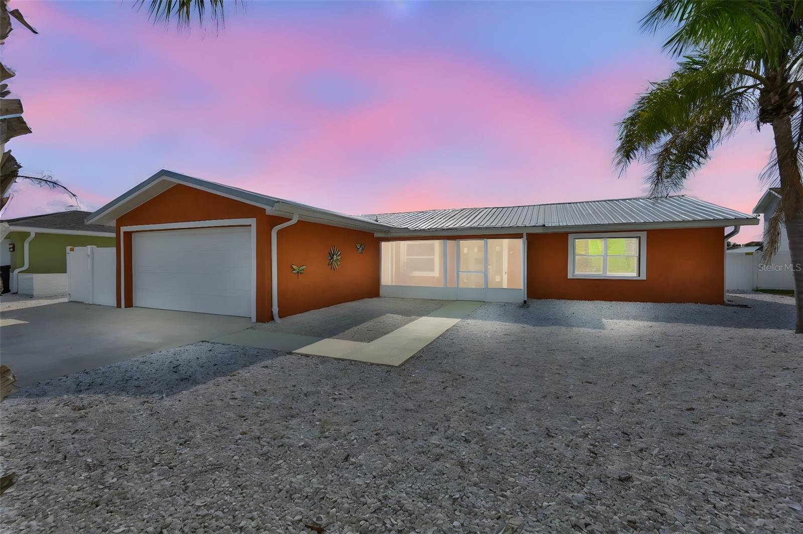 1018 SILVER PALM WAY