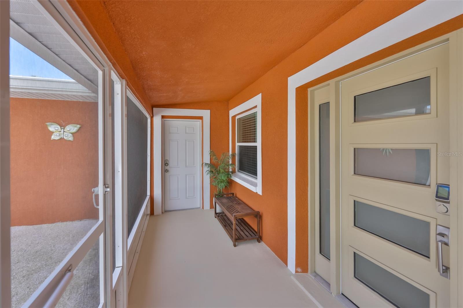 APOLLO BEACH UNIT 08 A RESUBDI - Residential