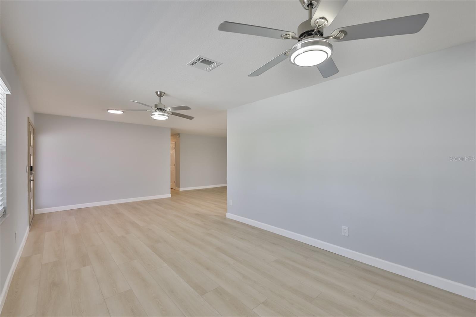 APOLLO BEACH UNIT 08 A RESUBDI - Residential